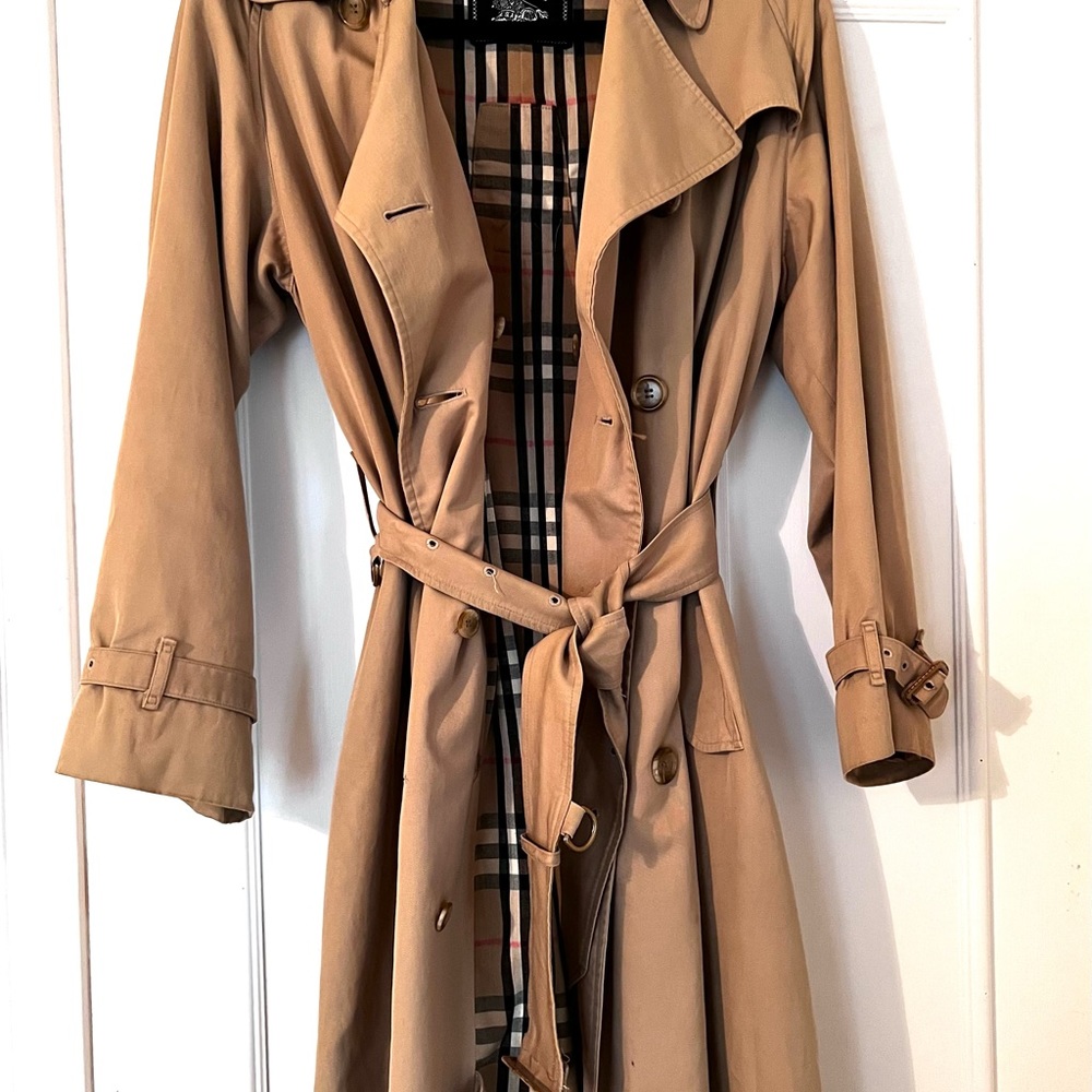 Burberry London long trench coat double breasted